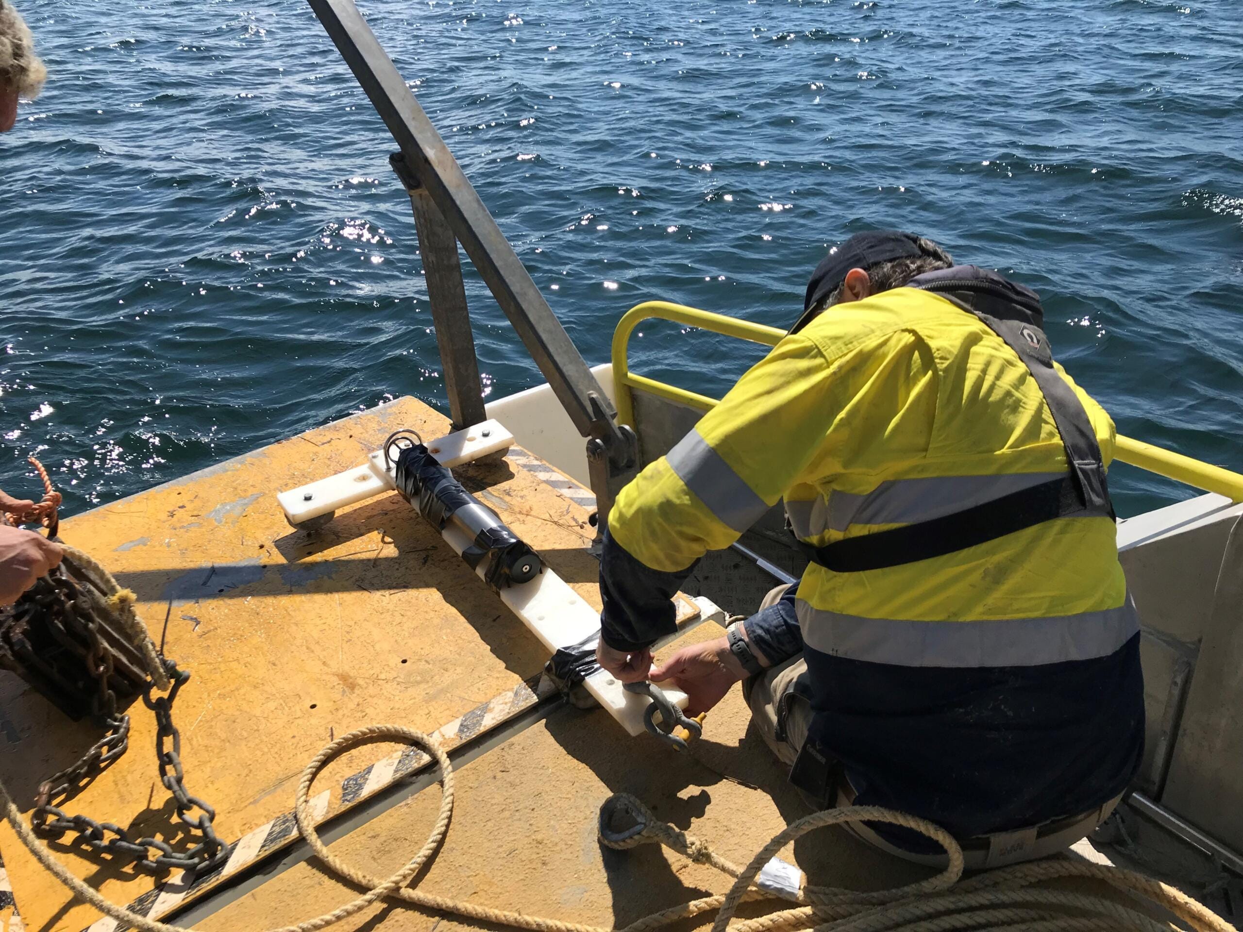 CMSTs Malcolm Perry preapring mooring